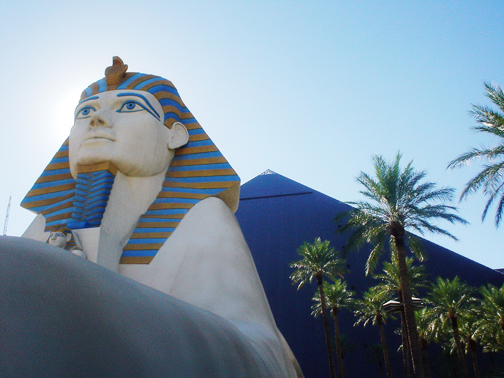 Luxor Las Vegas Ricky Hanson Photo
